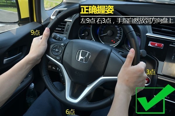 小胖开车掉坑里！惨痛教训总结涉水大法