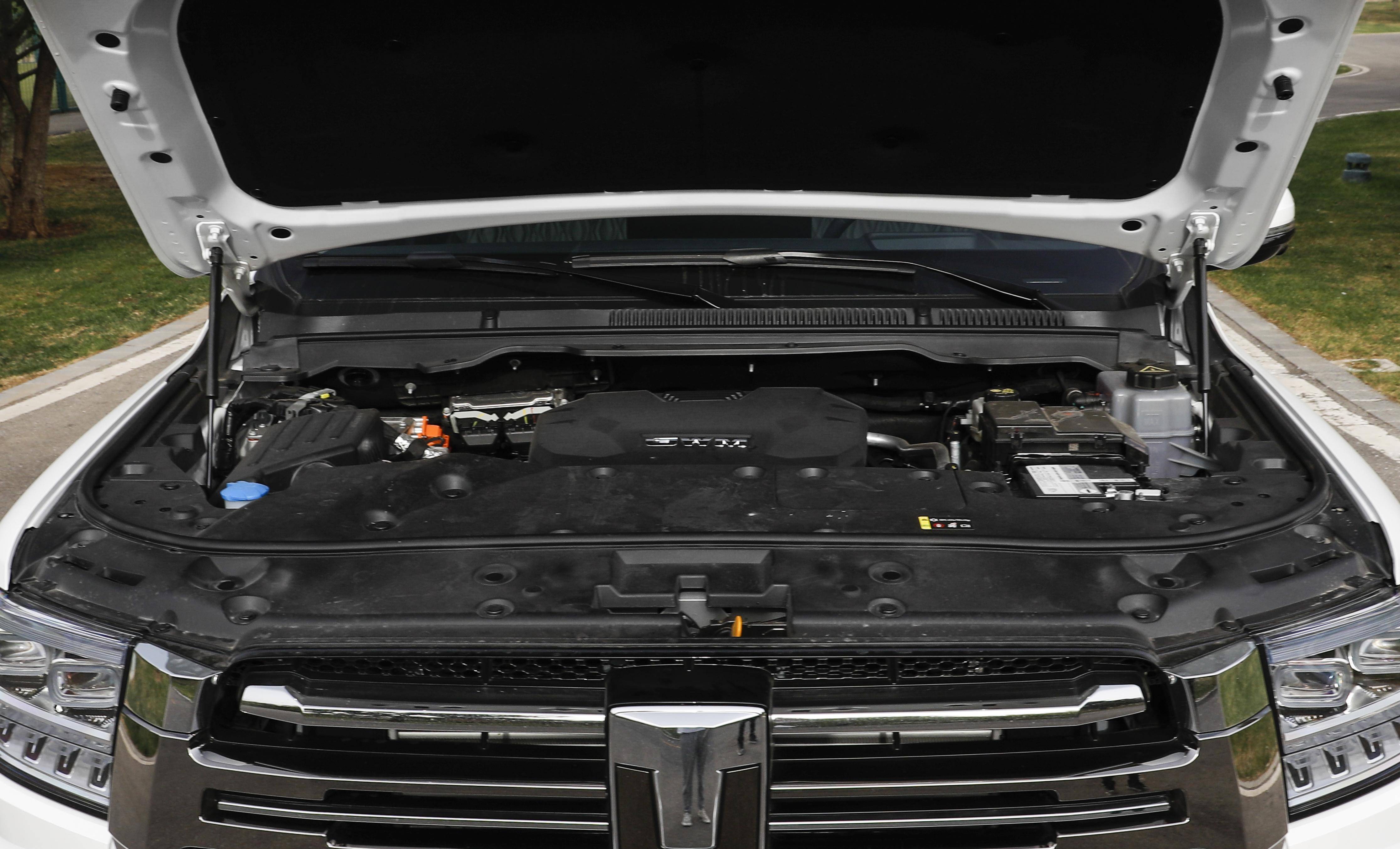 新款坦克500 Hi4-T上市 售价33.5万元