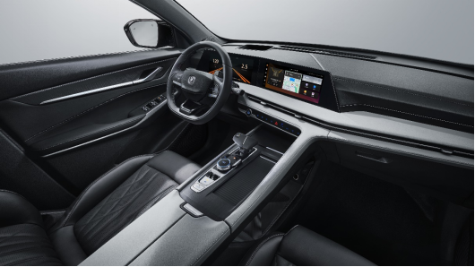 插混增程双模式/标配L2智驾，长安UNI-Z起售11.79万